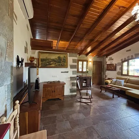 Cantos Del Grillo Villa Ingenio